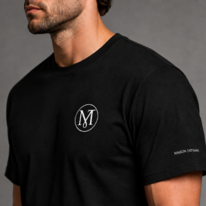 L'instant - Homme logo et panthère blanche